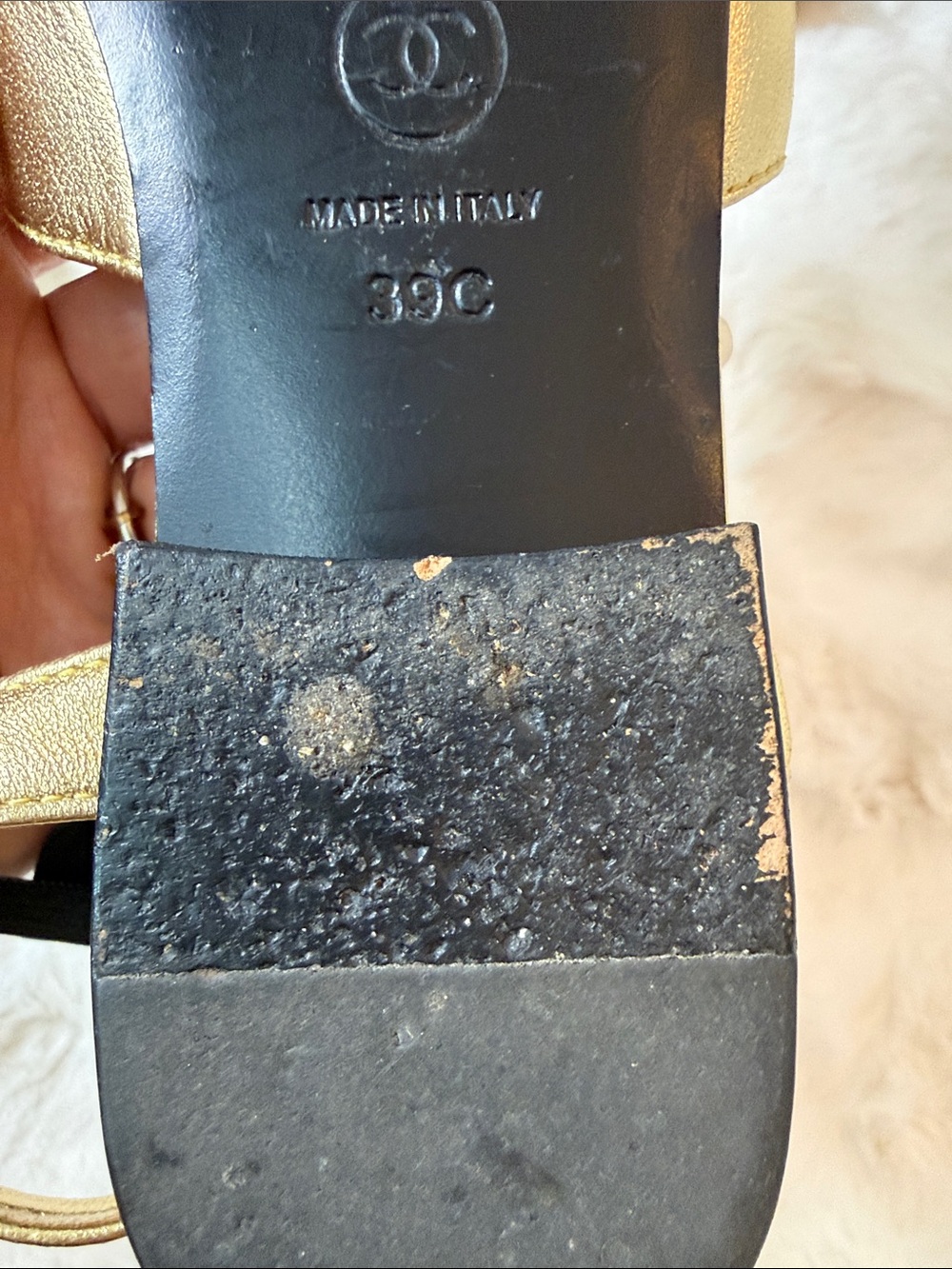 CHANEL Gold and Black Pointed-Toe Slingback Flats - Picture 3 of 12
